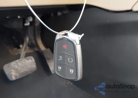 2017 Cadillac Xt5 Luxury from USA, damaged, VIN 1GYKNDRS1HZ130179